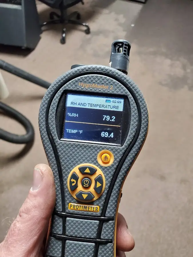 Moisture meter humidity assessment for Mold Remediation & Removal in Land O' Lakes